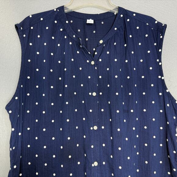Old Navy Womens Sleeveless Polka Dot Top Size L Button Classic Preppy Minimalist - Picture 3 of 6